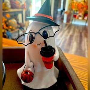 HomeGoods Ghost Figurine with Coffee /Witch Hat
